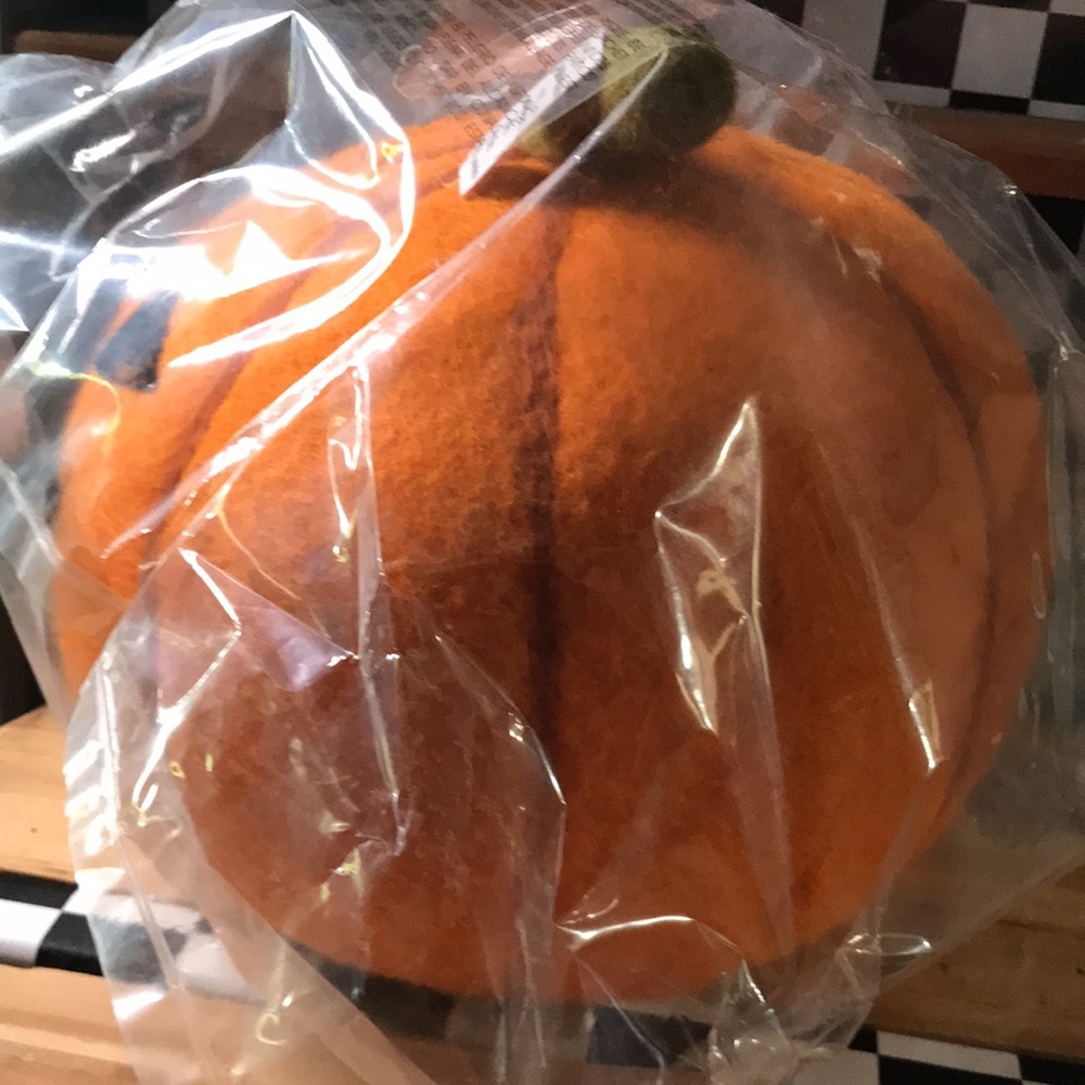 Pottery Barn kids Exclusive Handmade Orange Jack-O'-Lantern Wool Felt Pumpkin - Picture 9 of 16